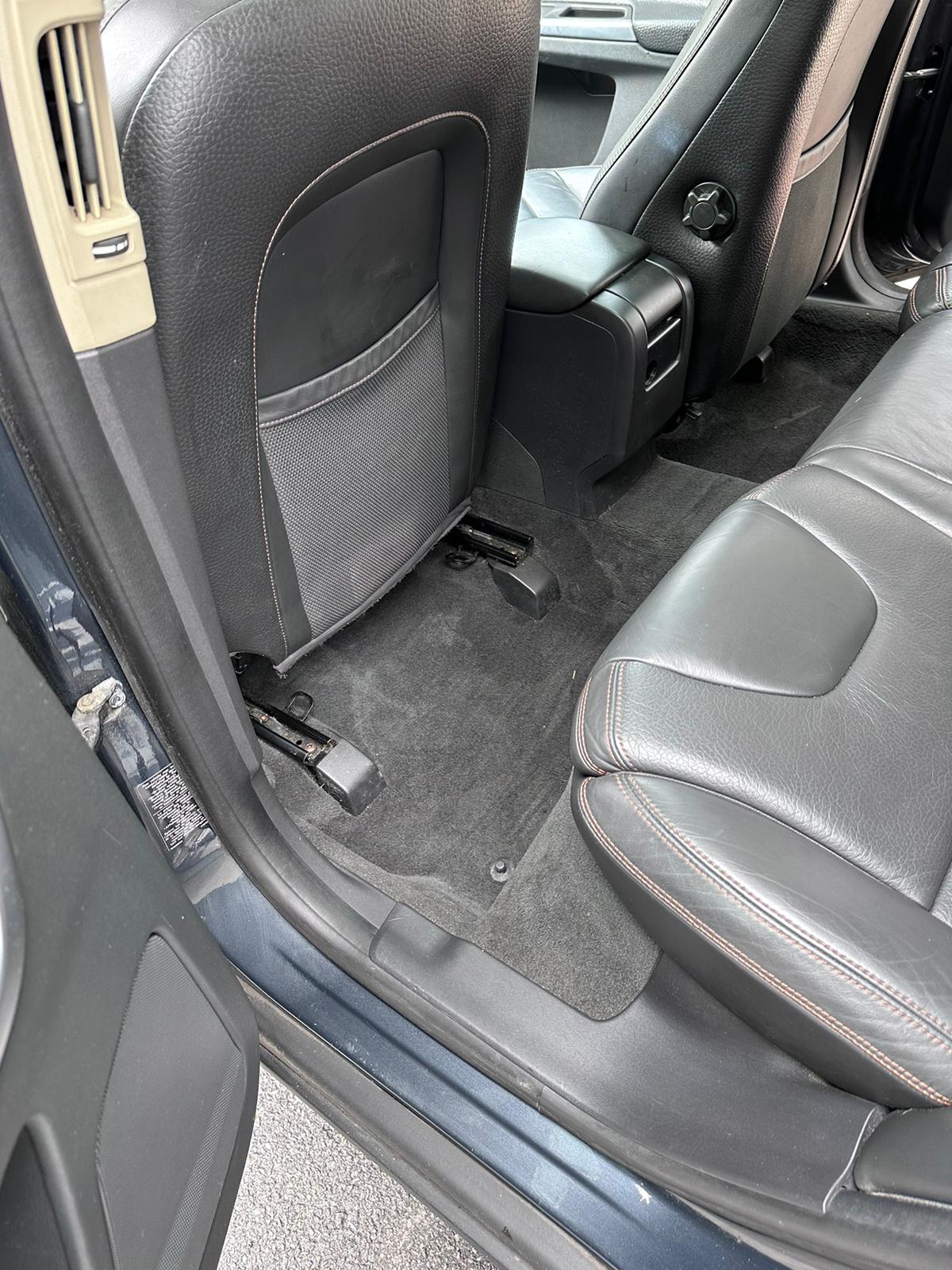 limpiador de interiores de coche cerca de mí